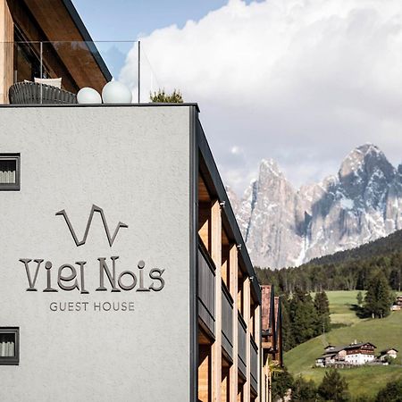 Viel Nois Guest House Funes  Kültér fotó