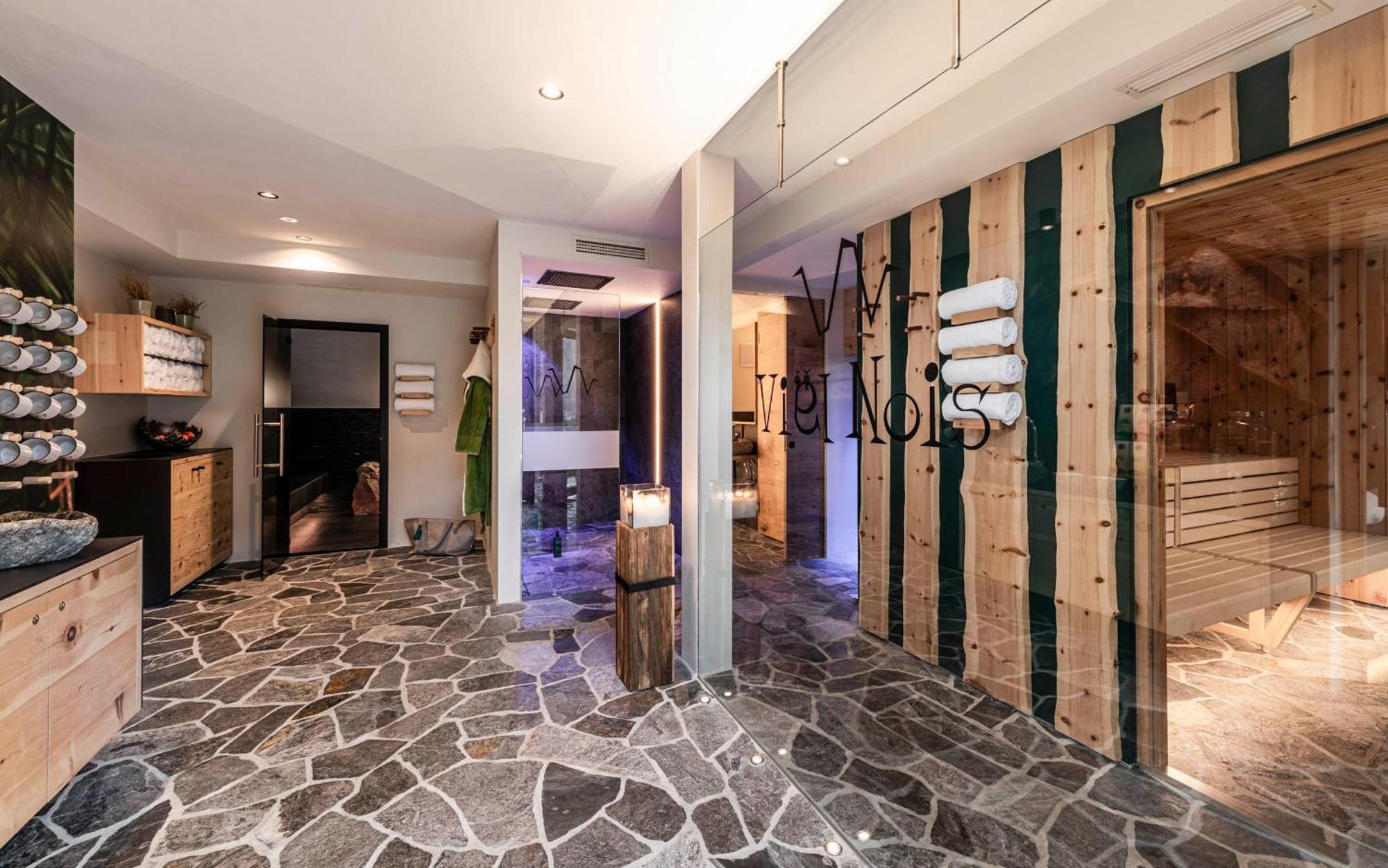 Viel Nois Guest House Funes  Kültér fotó